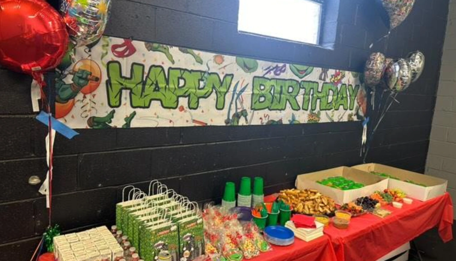 birthday table